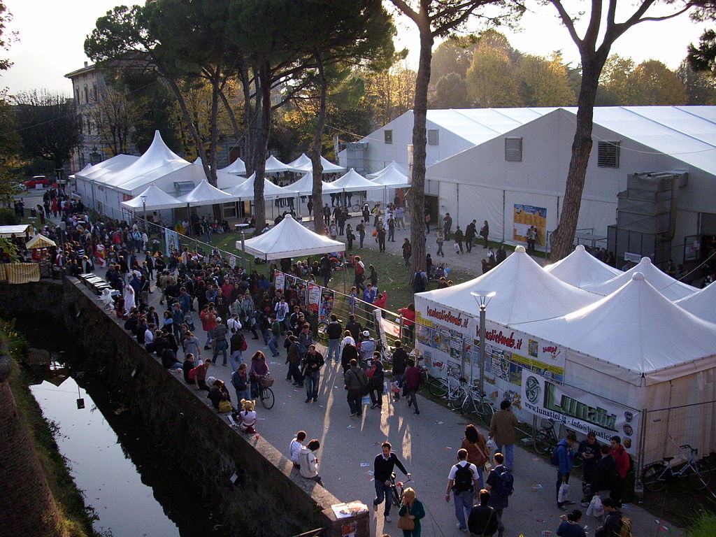 1024px-Lucca_Comics_2009_-_04